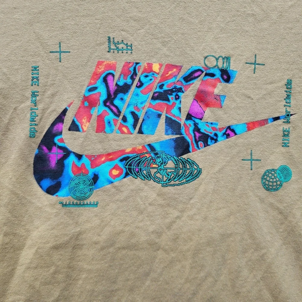 Nike Boy Shirt XL Tan Graphic Nike Swoosh The Tee Logo Short Sleeve